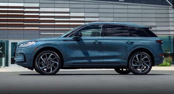 024 Lincoln Corsair Plug-In Hibrit Yeşil Ev SUV 5 Yolcu Lincoln Corsair Sizi Akıllı Özelliklerle Sarıyor