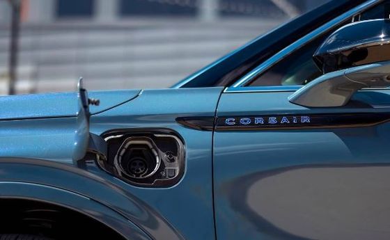 024 Lincoln Corsair Plug-In Hibrit Yeşil Ev SUV 5 Yolcu Lincoln Corsair Sizi Akıllı Özelliklerle Sarıyor