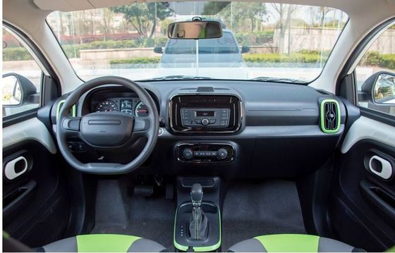 Saf Elektrikli Araçlar Roewe Clever Tam Elektrikli Araba Mini Elektrikli Araba 4 koltuklu 311km menzil ile