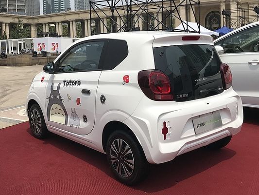 Saf Elektrikli Araçlar Roewe Clever Tam Elektrikli Araba Mini Elektrikli Araba 4 koltuklu 311km menzil ile