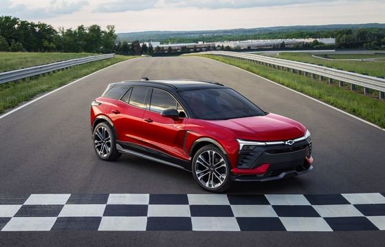 Chevrolet'in ilk elektrikli SUV'u Chevrolet Blazer EV 2024 557 beygir gücü ve 324 millik menzile sahip