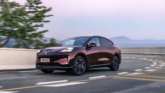 2023 GAC Aion'un Hyper HT Fastback SUVRWD Pil Değişimi Sürümü Gull Wing Kapıları ile, 245 HP, 550 Km Menzilli