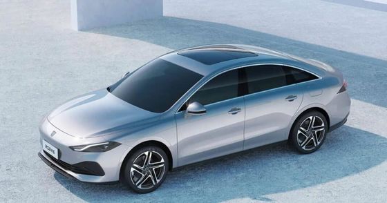 Roewe D7 EV için elektrikli araba RWD ile, 197 BHP, 0-100 Km/h 7.3 saniye içinde, 59,2 kWh LFP pil, 510 Km menzilli