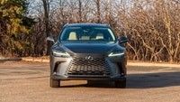 Lüks Crossover SUV 2024 Lexus RX 450h+ PHEV 37 Millik Elektrikli Menzilli