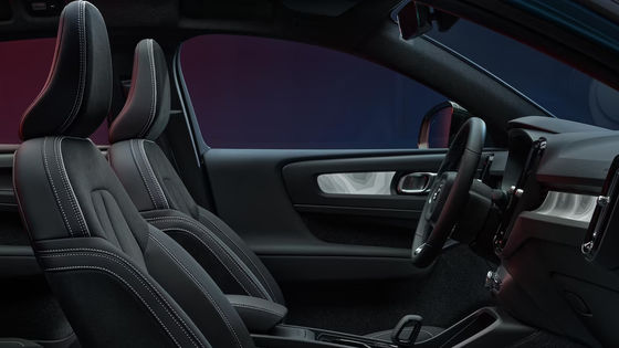 Yeni EV 5 kapılı/5 koltuklu SUV CROSSOVER Volvo C40 0.5 saat Şarj süresi W 670km Uzun menzilli ve 4.7 saniye 0-100km/h hızlandırma