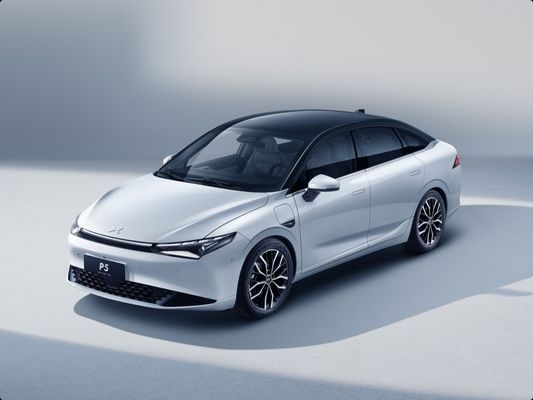 2024 Xpeng P5 Elektrikli Araç EV Elektrikli Araba Uzun Menzilli 480km 155KW Güç 170km/h