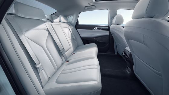 2024 Xpeng P5 Elektrikli Araç EV Elektrikli Araba Uzun Menzilli 480km 155KW Güç 170km/h