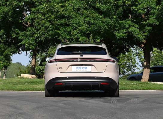 2024 Nio ET5T Weilai Elektrikli Araçlar 75kwh 200km/h hızlı araba