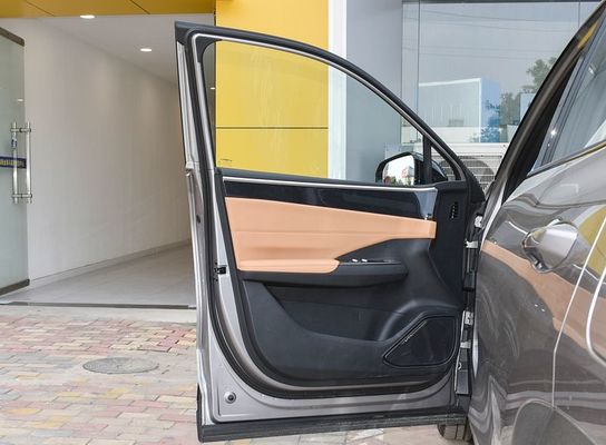 2024 Geely Galaxy L7 1.5T Menzil 115KM PHEV Yeni Enerji Plug In Hibrit Elektrikli Araçlar Kompakt Aile SUV Elektrikli Arabalar