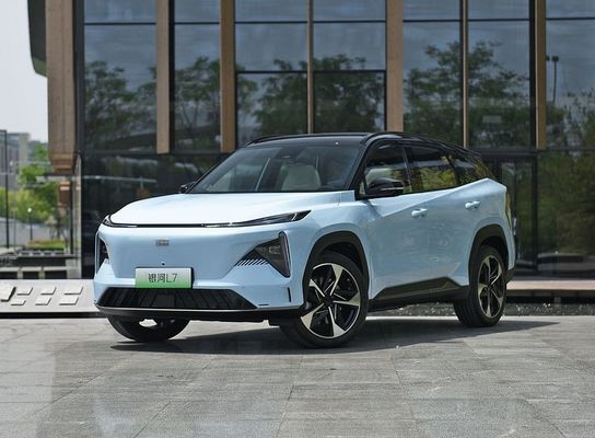 2024 Geely Galaxy L7 1.5T Menzil 115KM PHEV Yeni Enerji Plug In Hibrit Elektrikli Araçlar Kompakt Aile SUV Elektrikli Arabalar