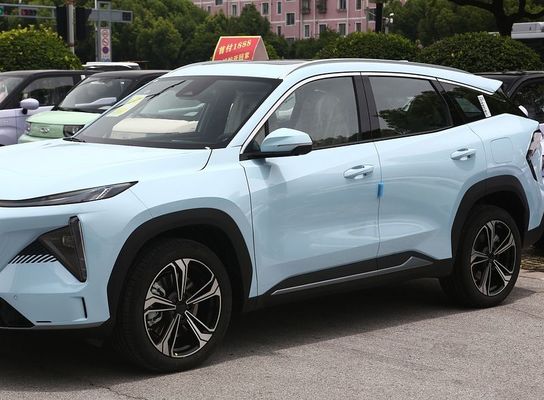 2024 Geely Galaxy L7 1.5T Menzil 115KM PHEV Yeni Enerji Plug In Hibrit Elektrikli Araçlar Kompakt Aile SUV Elektrikli Arabalar
