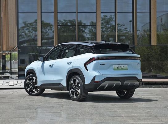 2024 Geely Galaxy L7 1.5T Menzil 115KM PHEV Yeni Enerji Plug In Hibrit Elektrikli Araçlar Kompakt Aile SUV Elektrikli Arabalar