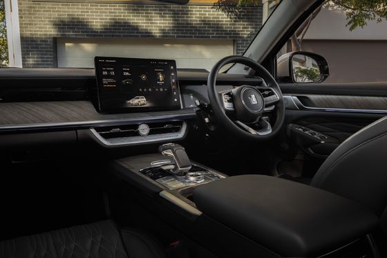 Yeni enerji arabası 2023 TANK 500 PHEV AWD Sürüş treni 180km/h en yüksek hızla 6.9sec 0-100acceleration