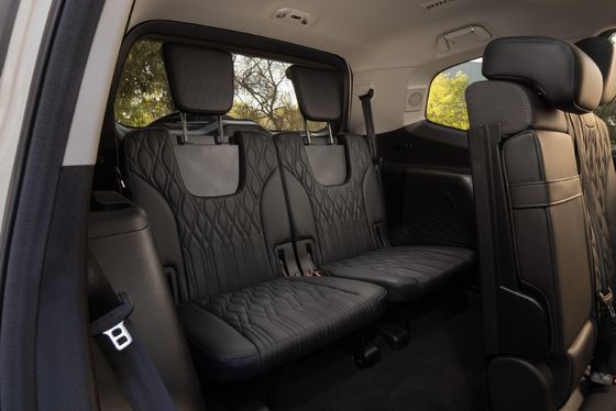 Yeni enerji arabası 2023 TANK 500 PHEV AWD Sürüş treni 180km/h en yüksek hızla 6.9sec 0-100acceleration