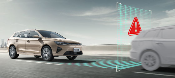 NEDC501Km Sürüş menzili Roewe Ei5 MPV Saf Elektrikli Araçlar En yüksek hız 185km/h 8.3sec 0-100km/h Hızlandırma