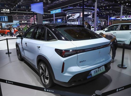 2024 Livan 7 Geely Ruilan 7 EV Otomobil LHD stok pil 450km ev arabalar yeni enerji araçları otomobil saf elektrikli