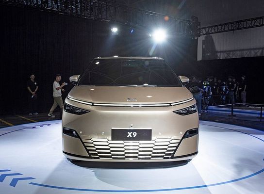 Cümle Elektrikli Araba Kullanılmış Yeni Arabalar XPENG X9 2024 Büyük Mpv 4dw 5 kapılı 7 koltuklu Xiaopeng X9 Büyük Suv Enerji Aracı