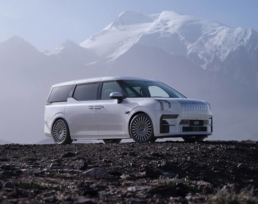 Zeekr 009 Saf Elektrikli Lüks MPV, MPVS'nin beklentilerini yeniden tanımlıyor 140kwh pil 822km CLTC Serisi 0-100km/h 4.5 saniye içinde
