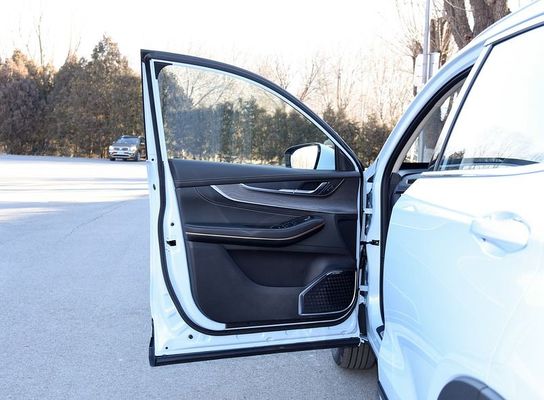 2023 Classic EXCEED Chery EXCEED ET-i 1.5T 156hp L4 + 125 elektrikli motorla hibrit araba 180km/h en yüksek hız 0-100km/h 7 saniye içinde