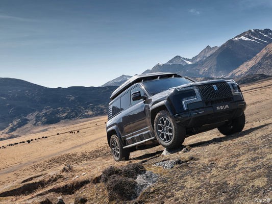 Ön Satış 2024 Pekin Otomobil Fuarı BYD Yangwang U8 2024 Lüks Off Road Araç 1197hp 4Motor 4wd Elektrikli Araba Byd U8 Hibrit