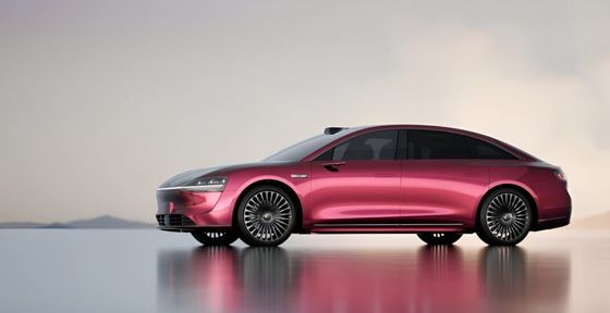 Huawei & BAIC Stelato S9 Tam Elektrikli Araç 4 Kapılı/5 Koltuklu Sedan 214km/h En yüksek hız 227kw Motor Gücü Yeni Ev Aracı