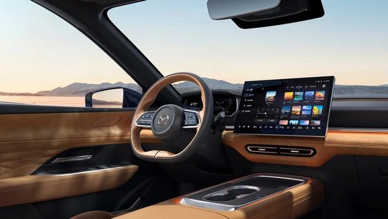 İlk saf elektrikli araç olan Mazda EZ-6 sıradan bir arka tekerlekli sedan.