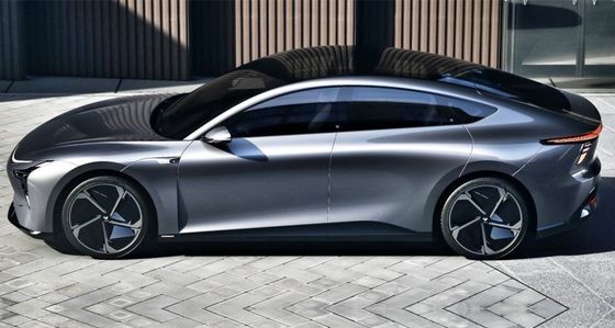 Otomatik Sürüş Robotu 2024 Jiyue01 200kw Motor Gücü 272 PS 550km CLTC Menzil 200km/h'de en yüksek hızla TAM İLEKTRIK KÖREK