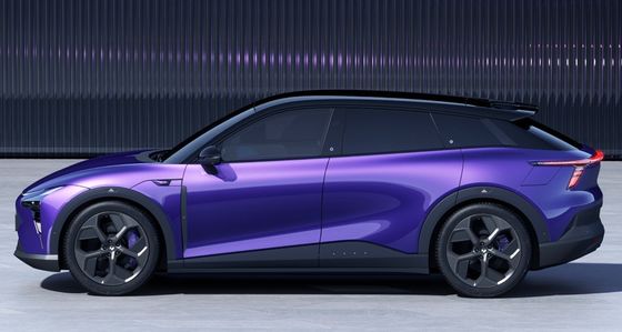 Otomatik Sürüş Robotu 2024 Jiyue01 200kw Motor Gücü 272 PS 550km CLTC Menzil 200km/h'de en yüksek hızla TAM İLEKTRIK KÖREK