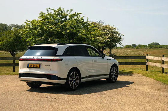 Yeni premium elektrikli SUV - Xpeng G9 2024 570km pro 230 motor gücü 430N.m Döner 6.4sec 0-100km/h hızlandırma