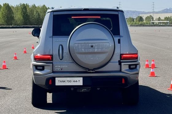 GWM TANK Lüks Off road SUV PHEV AWD Sürüş treni 190km/h En yüksek hız 3.0t 360PS V6 Motoru ve 0.4h Hızlı şarj süresi