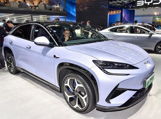 Yeni PURE Elektrikli araç BYD Sea lion 07 BYD e-platformu 3.0 EV mimarisine sahip 210km/h en yüksek hız ve 231P.s motor gücü