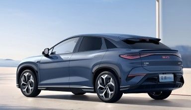 Yeni PURE Elektrikli araç BYD Sea lion 07 BYD e-platformu 3.0 EV mimarisine sahip 210km/h en yüksek hız ve 231P.s motor gücü