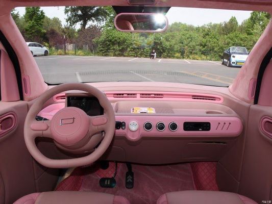 Satış öncesi Micro-ev FAW Bestune Pony Hatch 120km menzile sahip 20kw/27P.s Motor gücü Elektrikli 3 kapılı/4 koltuklu Güvenlik tasarımı