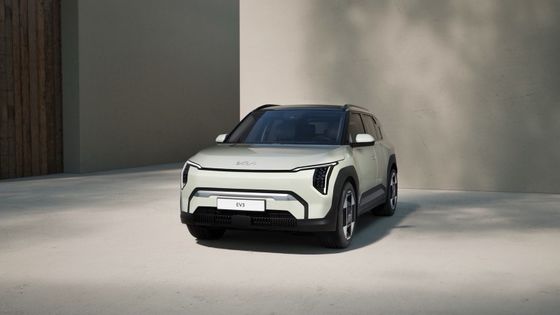Yeni KIA3 78kwh pil ile 450km uzunlukta 150kw / 204Ps motor gücü 283N.m tork saf elektrikli araç