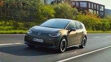 2024 Volkswagen ID.3 Pro S 77kwh 450km aralığı ile kabine ve 125kw/170P.s motor gücüyle Yeni elektrikli araba