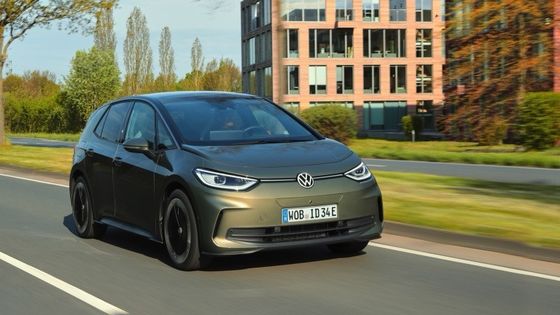 2024 Volkswagen ID.3 Pro S 77kwh 450km aralığı ile kabine ve 125kw/170P.s motor gücüyle Yeni elektrikli araba