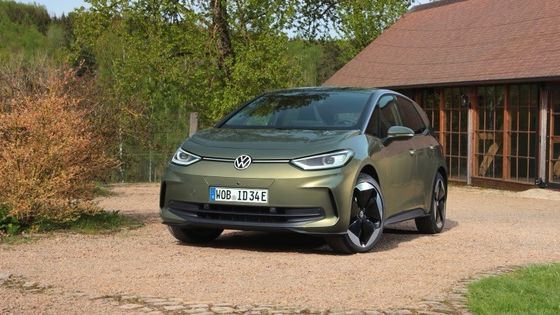 2024 Volkswagen ID.3 Pro S 77kwh 450km aralığı ile kabine ve 125kw/170P.s motor gücüyle Yeni elektrikli araba