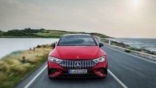 Sıcak satış elektrikli araç Mercedes-Benz EQE AMG 43 4MATIC 90.6kwh pil 350kw/476P.s motor gücü ile 450km menzil