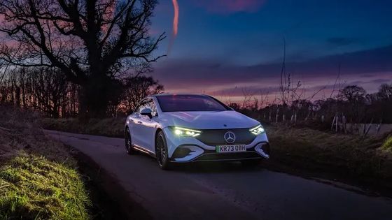 En çekici değerli elektrikli araç Mercedes-Benz EQE 300 Sedan 525km aralığı 180kw/245P.s güç w 210kmh en yüksek hız