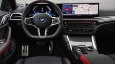Tamamen elektrikli araç yüksek performanslı 450km menzilli BMW i4 hızlandırma 0-100km/h 3.9s 225km/h en yüksek hız 400kw güç