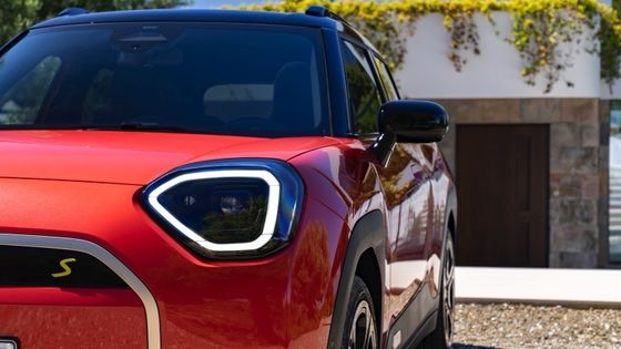 Tüm Yeni Tüm Elektrikli MINI Aceman SE 54.2kwh Batarya Güçlü 215hp & 330N.m Motor 7.1s 0-100km/h Hızlandırma