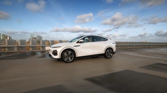 Xpeng G6 RWD Uzun Menzilli Elektrikli Araç SUV EV Elektrikli Araba 210kw motor gücüyle RWD sürüşü ve 490km menzilli