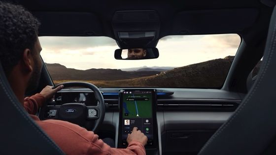 Tam elektrikli Crossover Ford Explorer AWD 532km WLTP 250kw/340P.s motor gücü ve maksimum hız 180km/h ile yola çıkmaya hazır.