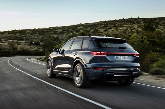 Süper hızlı 270kw şarj ve Audi Q6e-tron'da cömert ekipmanla 285kw güçte saf elektrikli araç