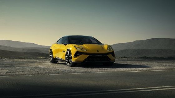 Lotus Emeya, 650km menzil 250km/h en yüksek hız ve 450kw güç ile dört kapılı GT gövde tarzında firmanın yeni EV teknolojisini paketliyor.