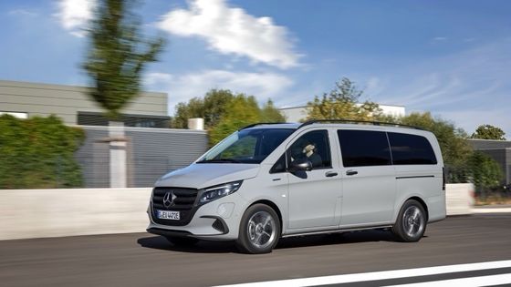 9 Koltuklu EV Mercedes-Benz EVito Tourer Long 201 BHP elektrikli motor ve 90kWh kullanılabilir pil ile
