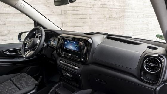 9 Koltuklu EV Mercedes-Benz EVito Tourer Long 201 BHP elektrikli motor ve 90kWh kullanılabilir pil ile