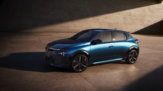 Lancia Ypsilon'un ilk elektrikli arabası, ön motorlu, 154 beygir gücü ve 260 N.m.