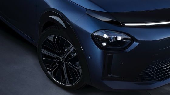 Lancia Ypsilon'un ilk elektrikli arabası, ön motorlu, 154 beygir gücü ve 260 N.m.