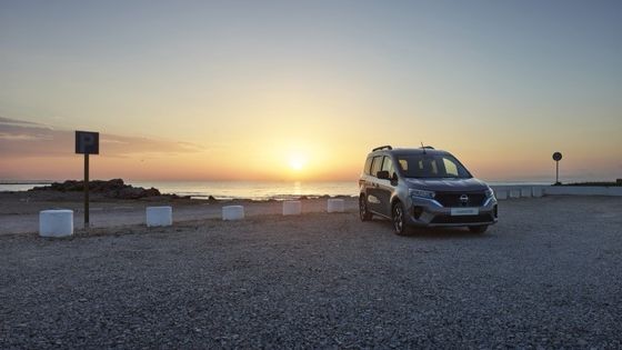 Konforlu sürüş pozisyonu ve pratik kabin Nissan Townstar MPV Pure Ev WLTP 285km ile